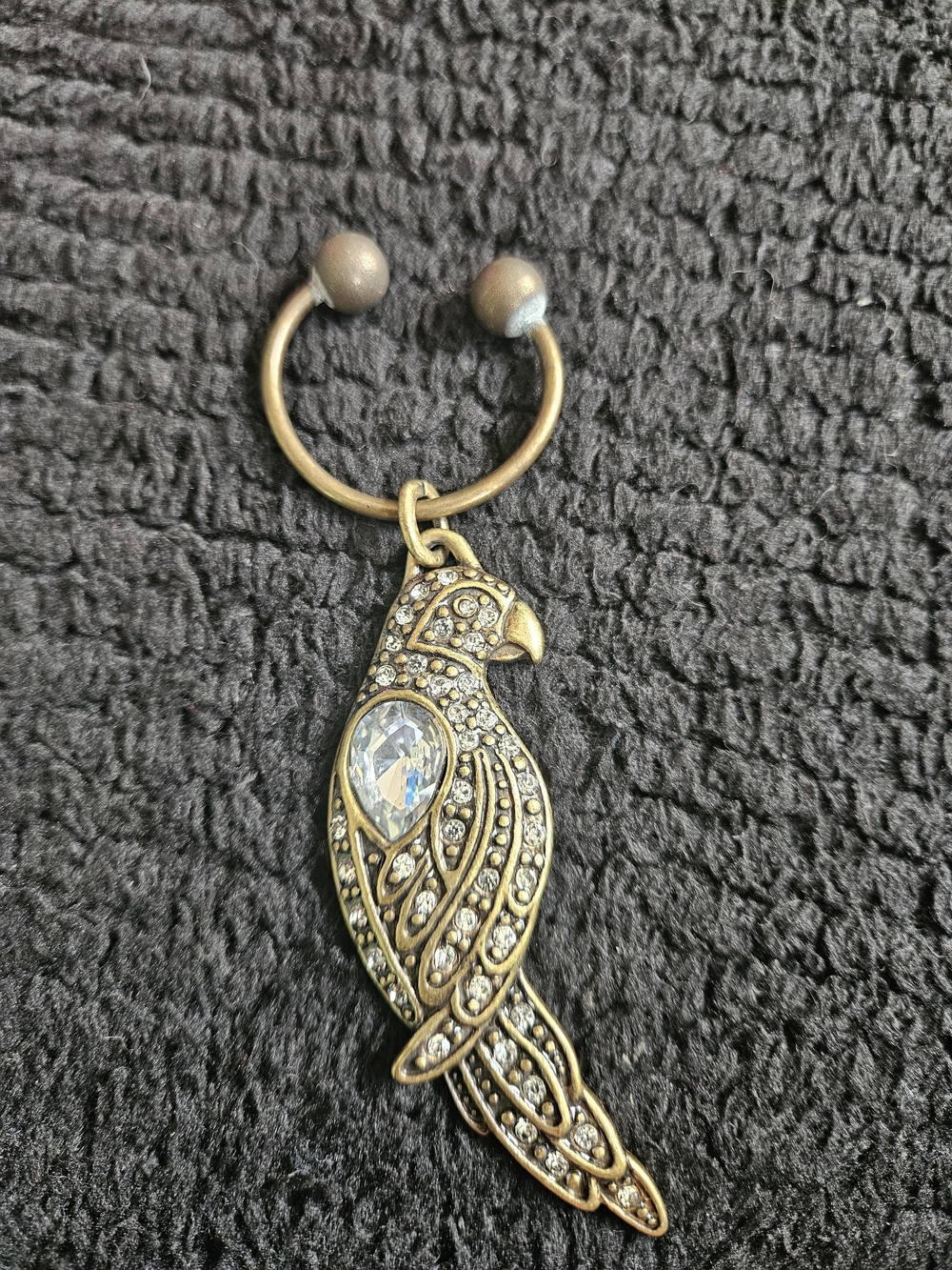 Chico’s 2010 Parrot Keychain Gold Tone Rhinestone Bird Purse‎ Charm